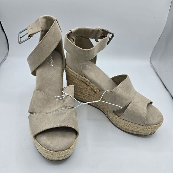 Women's New Heel Sandals, Cream Grey colored, Size 11, by Universal Thread 4in - Picture 4 of 8